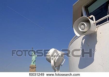 Stock Photo - United States, New York, cruise around Manhattan island, Liberty statue. Fotosearch