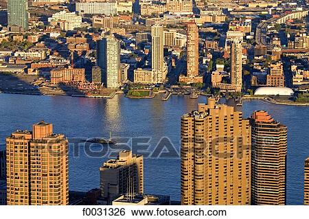 Stock Photograph - United States, New York, Manhattan, view from the top of the Empire State Building. Fotosearch