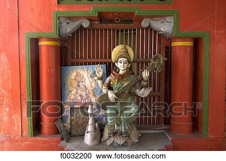Stock Image - India, Haryana, Kurukshetra, Sannihit Sarovar, altar of an hindu temple.. Fotosearch