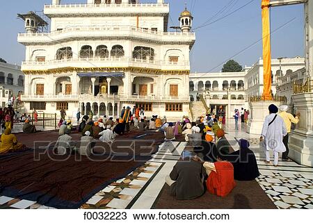 Stock Image - India, Punjab, Amritsar, the Golden Temple.. Fotosearch