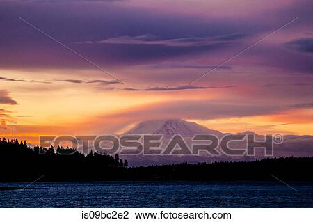 Stock Image - Puget Sound at sunset, Bainbridge, Washington, USA. Fotosearch