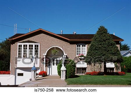 Stock Photo - Large house. Fotosearch