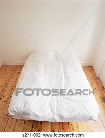 Creased sheet on bed View Large Photo Image Stock Image - Creased sheet on bed. Fotosearch