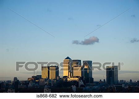 Stock Image - Canary wharf. Fotosearch