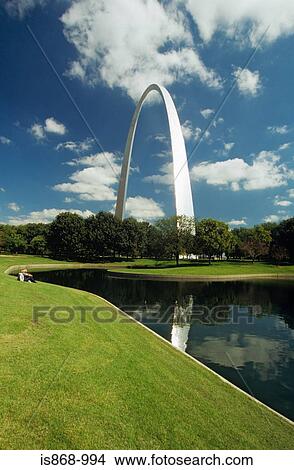 Gateway arch st louis View Large Photo Image Picture - Gateway arch st louis. Fotosearch