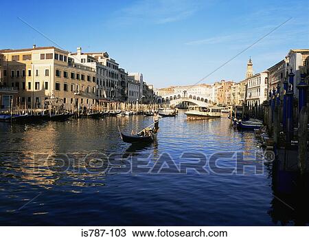 Grand canal and rialto bridge View Large Photo Image Stock Image - Grand canal and rialto bridge. Fotosearch