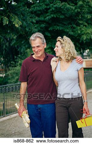 Stock Image - Happy couple. Fotosearch