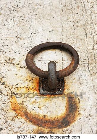Stock Photo - Landing ring. Fotosearch