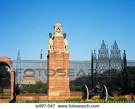 Gate of presidential palace delhi View Large Photo Image Stock Photo - Gate of presidential palace delhi. Fotosearch