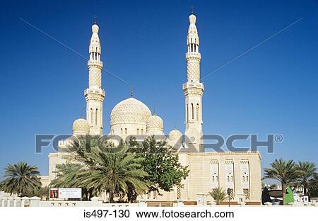 Jumeirah mosque dubai View Large Photo Image Stock Image - Jumeirah mosque dubai. Fotosearch