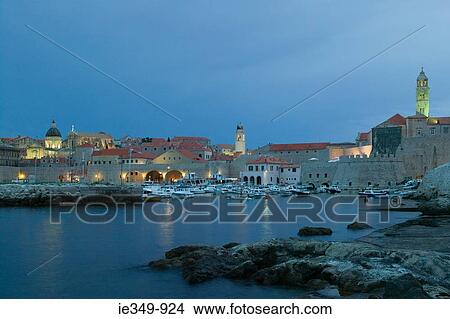 Picture - Dubrovnik old town at dusk. Fotosearch