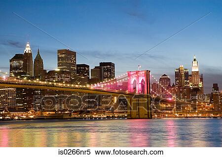 Brooklyn bridge at night View Large Photo Image Stock Photography - Brooklyn bridge at night. Fotosearch