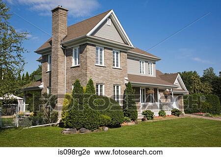 Detached house View Large Photo Image Stock Image - Detached house. Fotosearch