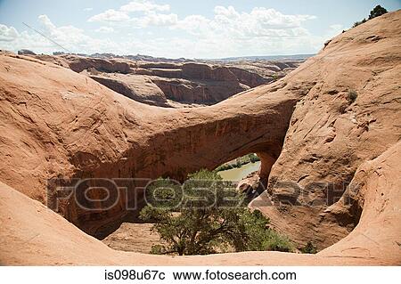Stock Image - Jeep trail through Arches National Park, Moab, Utah, USA. Fotosearch