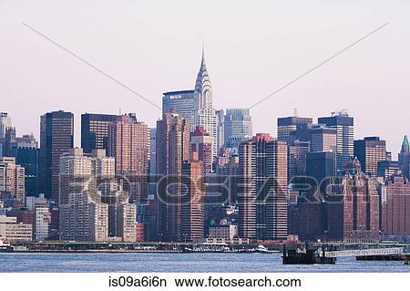 Picture - New York City skyline and waterfront. Fotosearch