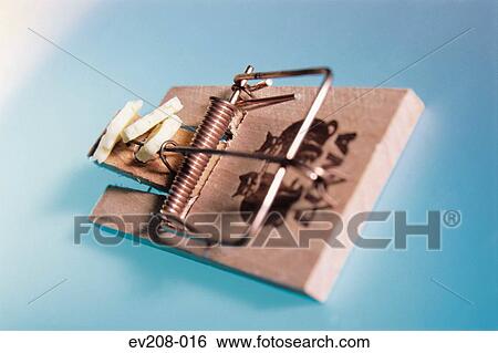 Stock Photograph - Mouse trap. Fotosearch