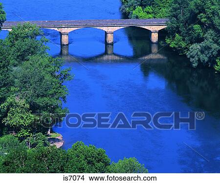 Picture - Bridge. Fotosearch