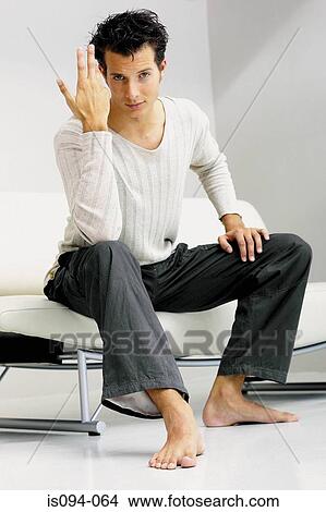 Picture - Man gesturing. Fotosearch