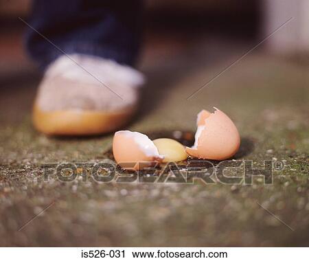 Stock Image - A broken egg. Fotosearch