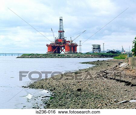 Stock Photograph - Oil pump. Fotosearch