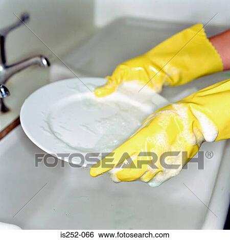 rubber gloves washing up