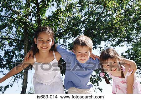 Picture - Three friends. Fotosearch