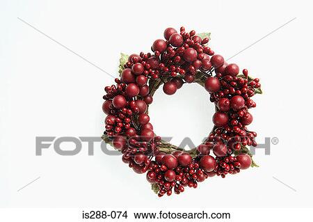 Red berries on wreath View Large Photo Image Picture - Red berries on wreath. Fotosearch