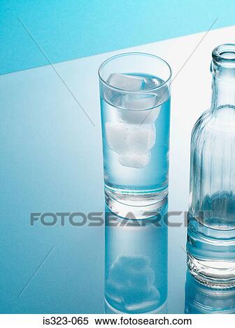 Stock Photography - Mineral water. Fotosearch