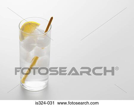 Stock Image - Gin and tonic. Fotosearch