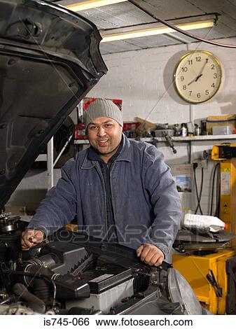 Stock Photograph - Mechanic. Fotosearch