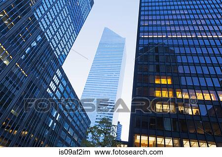 Picture - Office blocks on Park Avenue, Manhattan, New York City, USA. Fotosearch