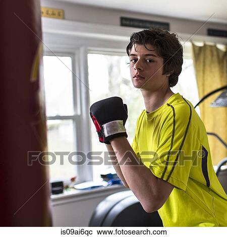 boxing gloves for teenager
