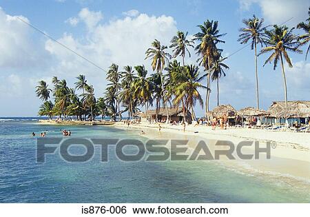 Stock Photograph - Beach on san blas islands. Fotosearch