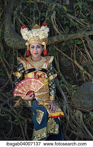 Stock Photo - "Balinese dancer, Ubud, Bali, Indonesia, Asia". Fotosearch