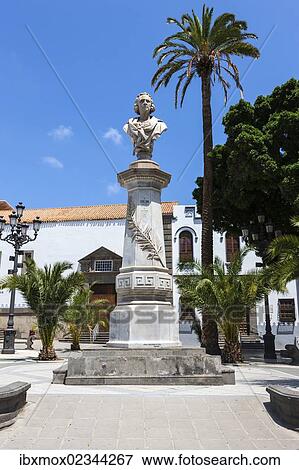 Stock Photo - "Bust of Columbus, Plaza de San Francisco, historic town centre of Las Palmas, Gran Canaria, Canary Islands, Spain, Europe". Fotosearch