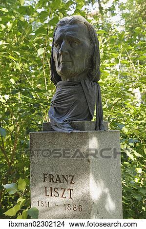 "Bust of Franz Liszt in front of the Palais Meran, Graz, Styria, Austria, Europe" View Large Photo Image Picture - "Bust of Franz Liszt in front of the Palais Meran, Graz, Styria, Austria, Europe". Fotosearch