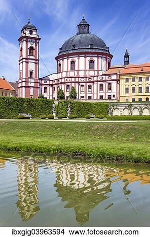 Picture - "Church of St. Margaret, Jaromerice nad Rokytnou, Jarmeritz, Trebic district, Vysocina region, Czech Republic, Europe". Fotosearch