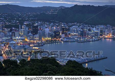 "Cityscape of Wellington, harbour at dusk, New Zealand, North Island, Oceania" View Large Photo Image Stock Photograph - "Cityscape of Wellington, harbour at dusk, New Zealand, North Island, Oceania". Fotosearch