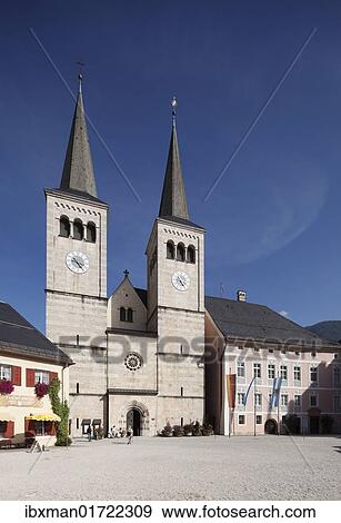 "Collegiate church of St. Peter und Johannes der Taeufer, Schlossplatz square, Berchtesgaden, Berchtesgadener Land, Upper Bavaria, Bavaria, Germany, Europe" View Large Photo Image Stock Photo - "Collegiate church of St. Peter und Johannes der Taeufer, Schlossplatz square, Berchtesgaden, Berchtesgadener Land, Upper Bavaria, Bavaria, Germany, Europe". Fotosearch