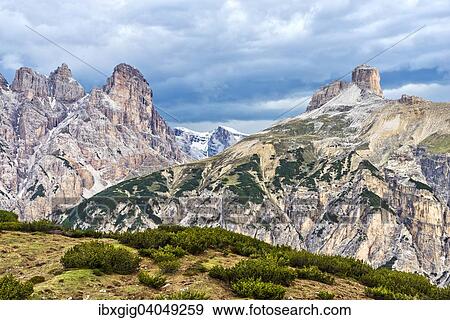 "Croda dei Rondoi or Schwalbenkofel and Torre dei Scarperi or Schwabenalpenkopf, Sexten Dolomites, Sesto Dolomites, South Tyrol, Italy, Europe" View Large Photo Image Stock Photo - "Croda dei Rondoi or Schwalbenkofel and Torre dei Scarperi or Schwabenalpenkopf, Sexten Dolomites, Sesto Dolomites, South Tyrol, Italy, Europe". Fotosearch