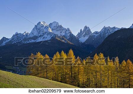 "Croda Rossa di Sesto, Cima Undici, Croda dei Toni, and Cima Uno, from left to right, part of the Sesto Sundial, Sesto, Sexten, South Tyrol, Italy, Europe" View Large Photo Image Stock Photo - "Croda Rossa di Sesto, Cima Undici, Croda dei Toni, and Cima Uno, from left to right, part of the Sesto Sundial, Sesto, Sexten, South Tyrol, Italy, Europe". Fotosearch