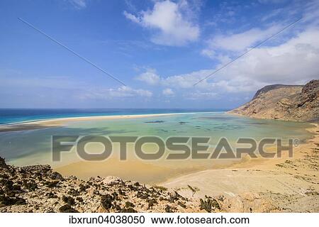 Stock Image - "Detwah lagoon, near Qalansia, Socotra, Yemen, Asia". Fotosearch