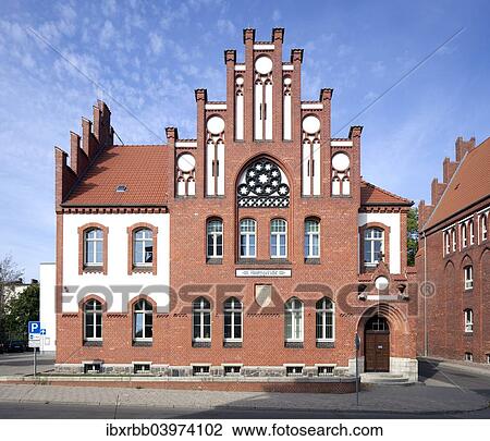 "District Court, northern German red brick Gothic architecture, Pasewalk, Mecklenburg-Western Pomerania, Germany, Europe" View Large Photo Image Stock Image - "District Court, northern German red brick Gothic architecture, Pasewalk, Mecklenburg-Western Pomerania, Germany, Europe". Fotosearch