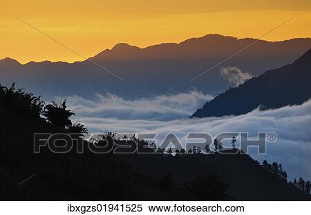 Stock Photography - "Early morning with cloud sea in the mountains in Sapa or Sa Pa, Lao Cai province, northern Vietnam, Vietnam, Southeast Asia, Asia". Fotosearch