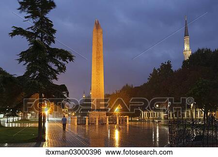 Stock Photograph - "Egyptian obelisk at the Hippodrome, At Meydani, Blue Mosque, Sultan Ahmed Mosque or Sultanahmet Camii, right, Istanbul, Turkey, Europe, Istanbul, European side, Istanbul Province, Turkey, European side, Europe". Fotosearch