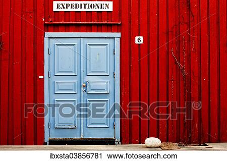 "Entrance to a tour operator's office for expeditions, near Henningsvaer, Lofoten, Norway, Europe" View Large Photo Image Stock Image - "Entrance to a tour operator's office for expeditions, near Henningsvaer, Lofoten, Norway, Europe". Fotosearch