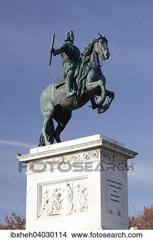 "Equestrian statue of Philip IV., Plaza de Oriente, Madrid, Spain, Europe" View Large Photo Image Picture - "Equestrian statue of Philip IV., Plaza de Oriente, Madrid, Spain, Europe". Fotosearch