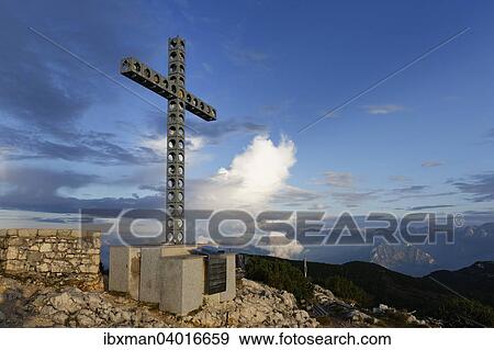 Stock Photo - "Europakreuz summit cross on Alberfeldkogel, Feuerkogel area, Hollengebirge mountains, Salzkammergut, Upper Austria, Austria, Europe". Fotosearch
