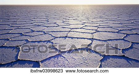 "Evening, Salar de Uyuni, Salt Lake, Altiplano, Bolivia, South America" View Large Photo Image Stock Image - "Evening, Salar de Uyuni, Salt Lake, Altiplano, Bolivia, South America". Fotosearch