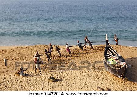 Picture - "Fishermen pulling in a net, beach south of Kovalam, Malabar Coast, Malabar, Kerala, southern India, India, Asia". Fotosearch